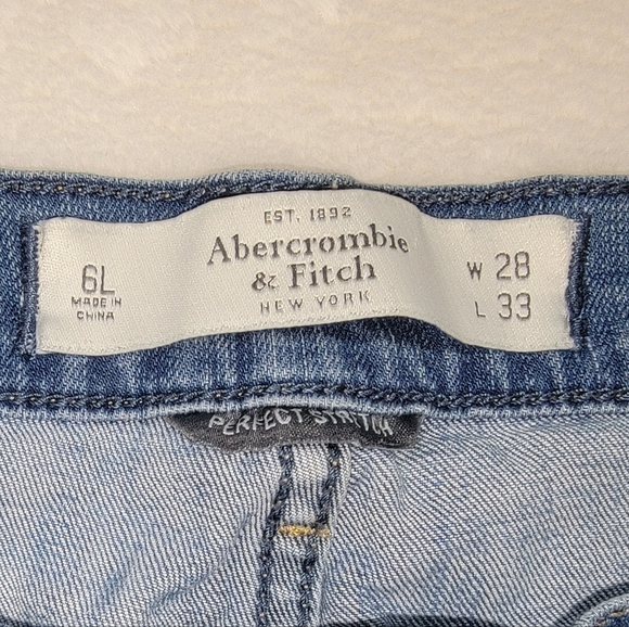 Abercrombie & Fitch Blue Skinny Jeans Premium Denim - Picture 2 of 12